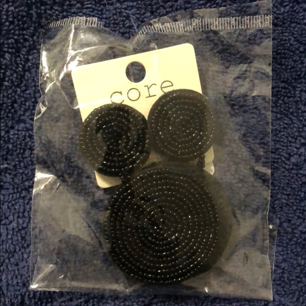 Core earrings
